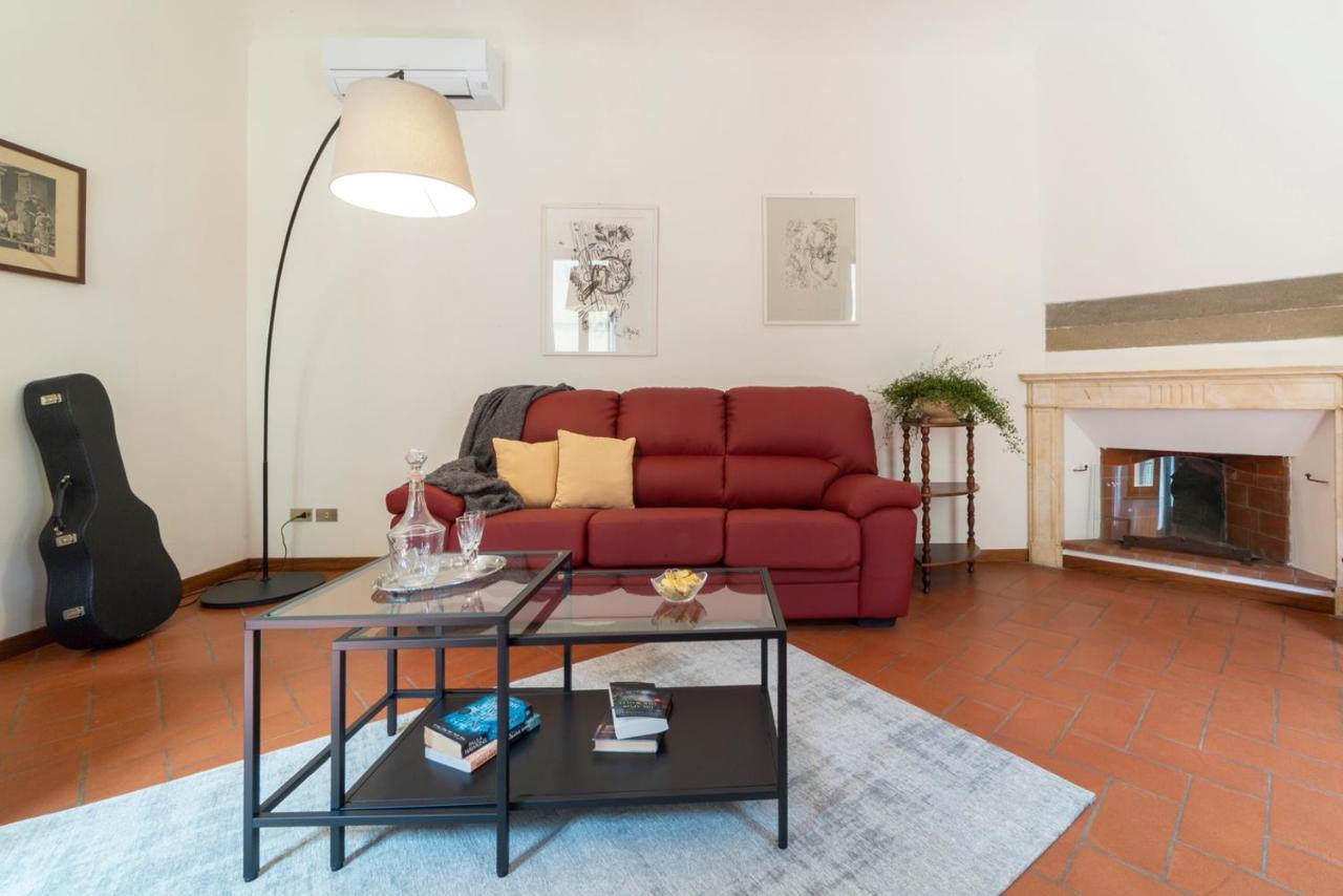 110 Sqm Apartment 6 Sleeps In Santa Croce Firenze Eksteriør billede
