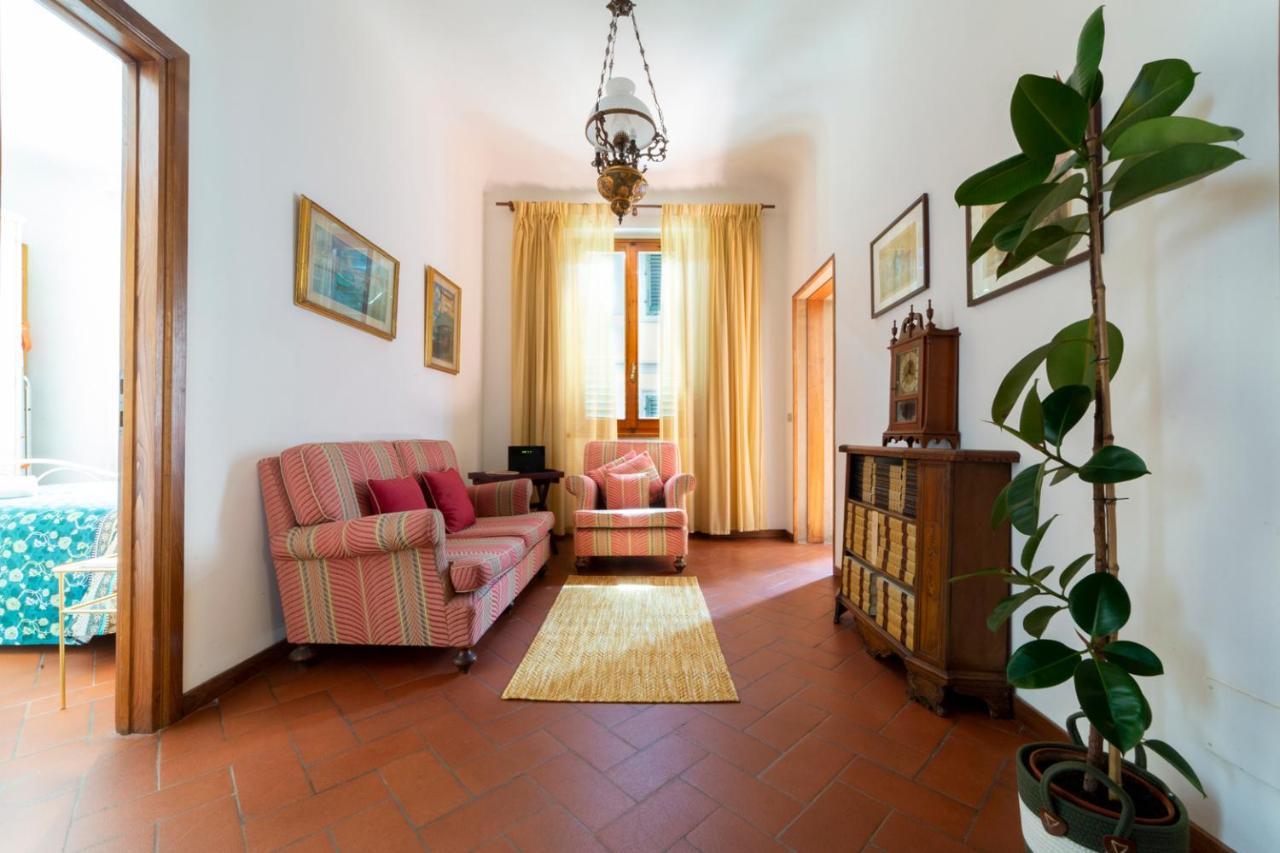 110 Sqm Apartment 6 Sleeps In Santa Croce Firenze Eksteriør billede